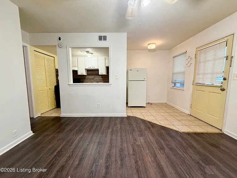 4143 Hillview Ave #5 — Photo 2