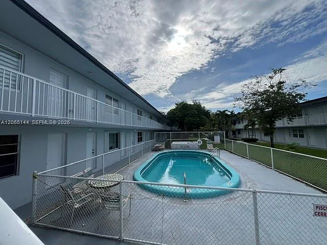Tropic Fair Condo North — Photo 2