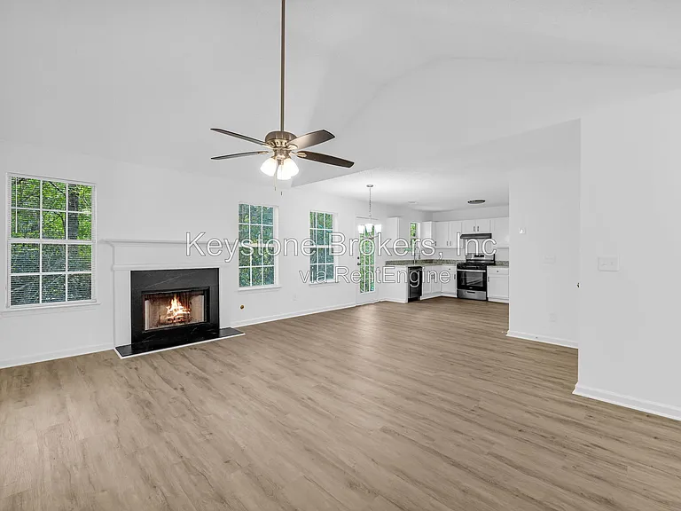 4084 Waldrop Hills Dr — Photo 3