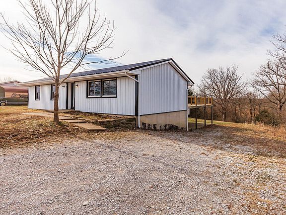 2nd image of 587 Jenkins Ln