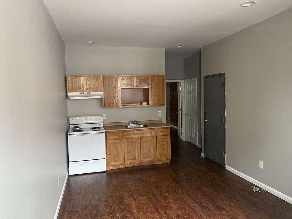 1st image of 2022 E Orleans St