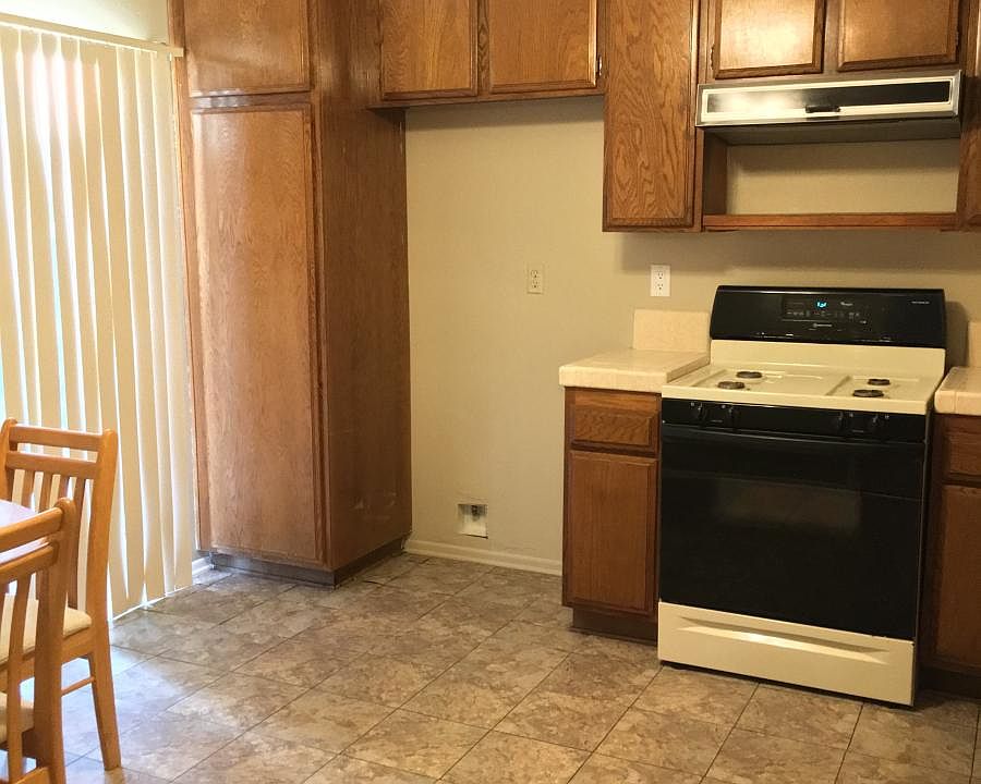 2nd image of 25735 Rancho Adobe Rd