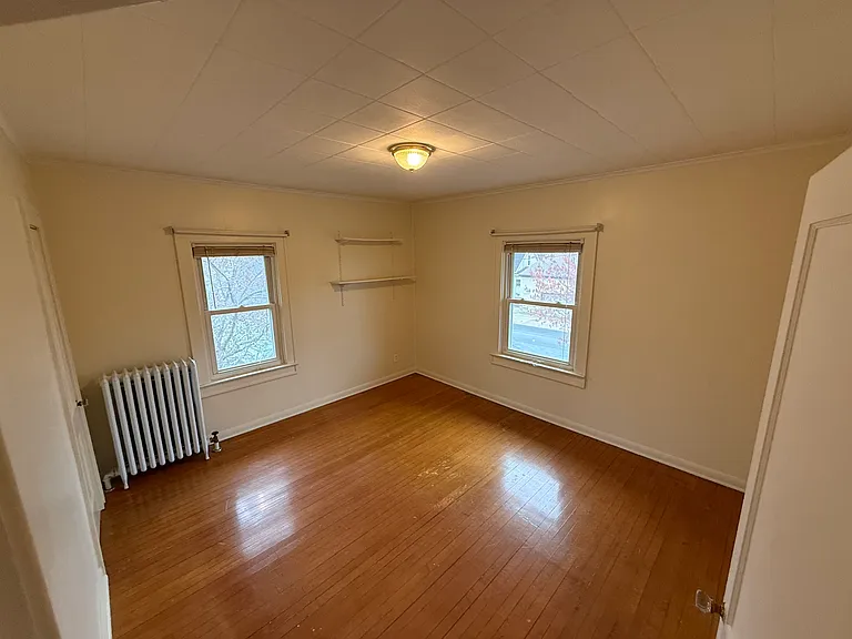 515 Pierce St — Photo 5