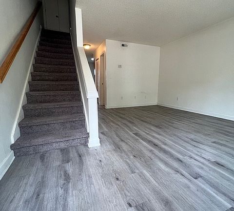 4th image of 7634 Hunters Ridge Ln