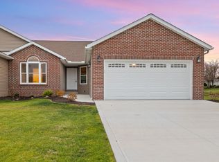 1625 Deer View Cir, Mansfield, OH 44906