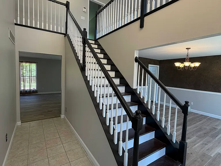 917 Emerald Oaks Ct — Photo 3