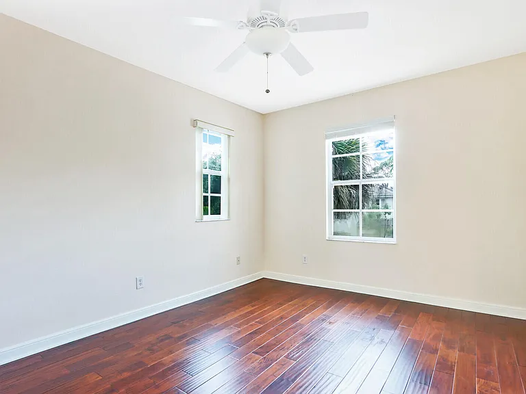 1904 Flower Dr — Photo 37