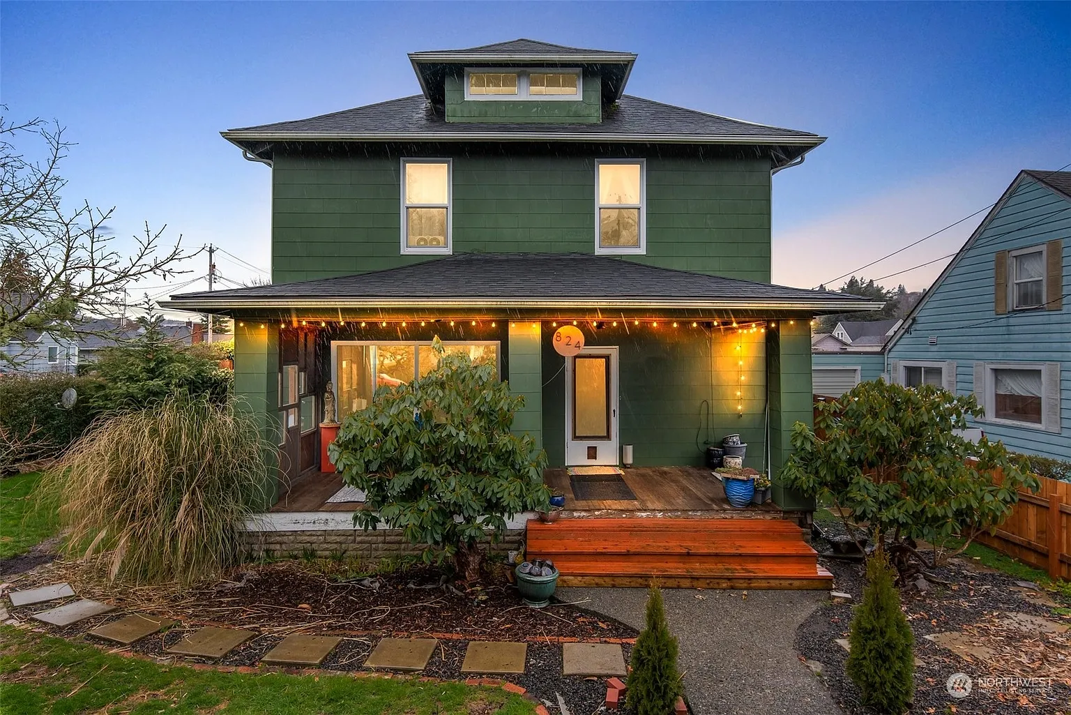824 3rd Street photo 1
