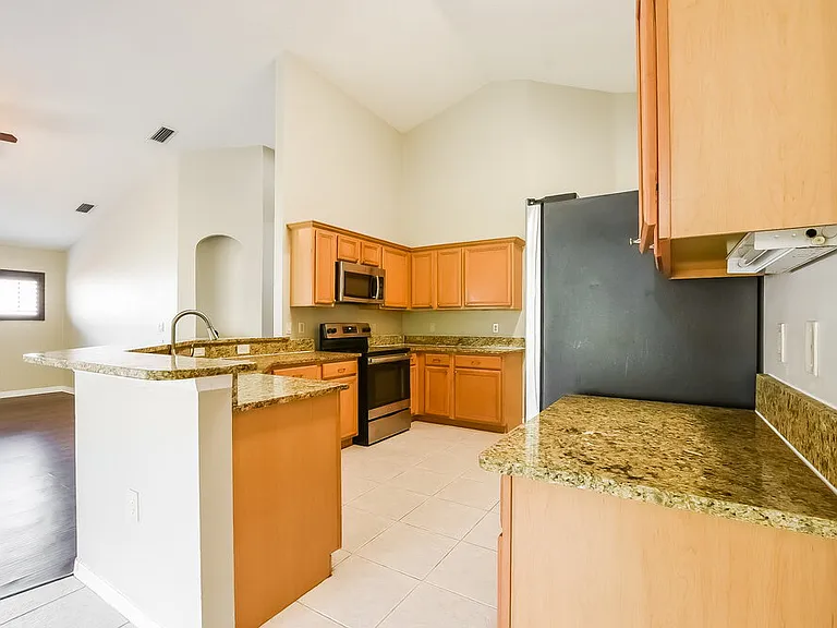 1436 Lake Marion Dr — Photo 8