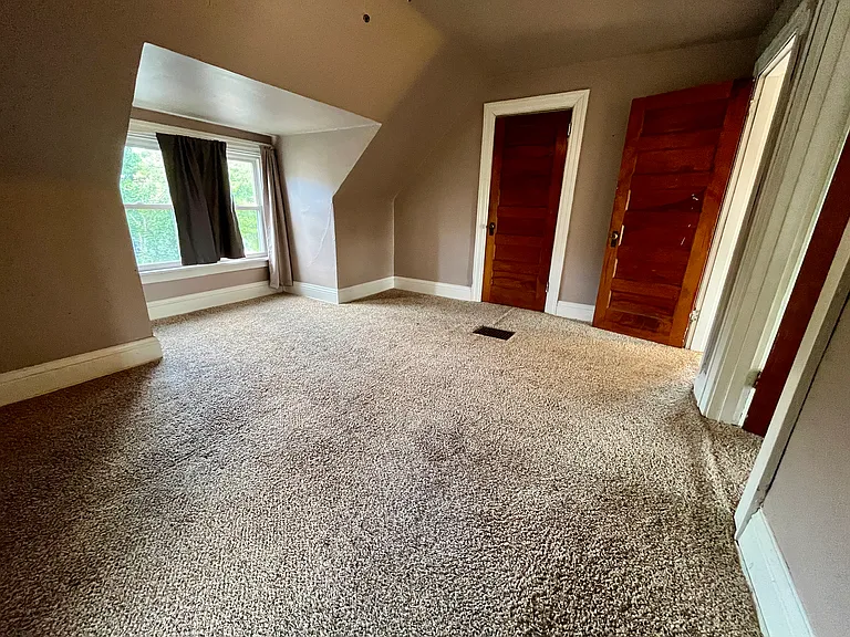 1413 Chelton Ave #2 — Photo 20