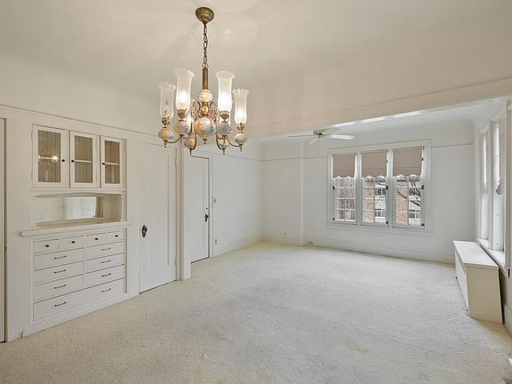 5th image of 3909 Aldrich Ave S #17