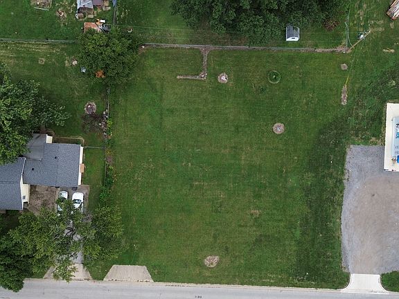 5th image of 1745 S 44th St