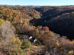 365 Charity Ln, Matoaka, WV 24736