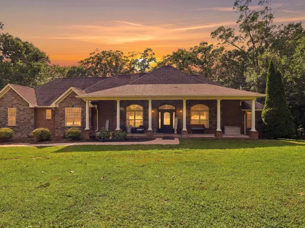 7311 Creek Ridge Dr, Harrison, TN 37341