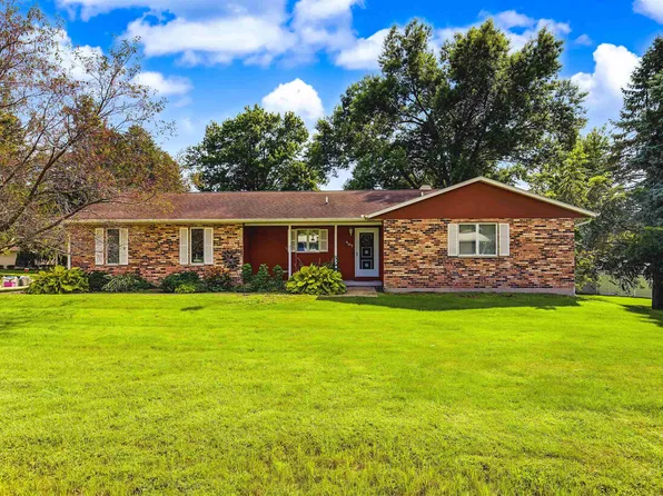 407 North Ave, Warren, IL 61087
