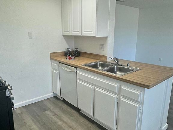 3rd image of 82861 Crawford Dr