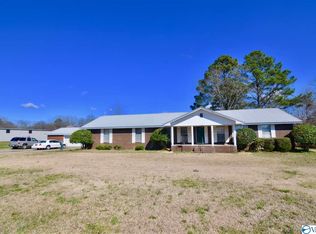 2203 S 11th St, Gadsden, AL 35904