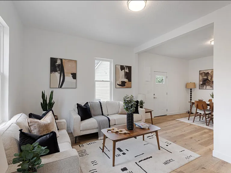 104 E Florence St — Photo 1