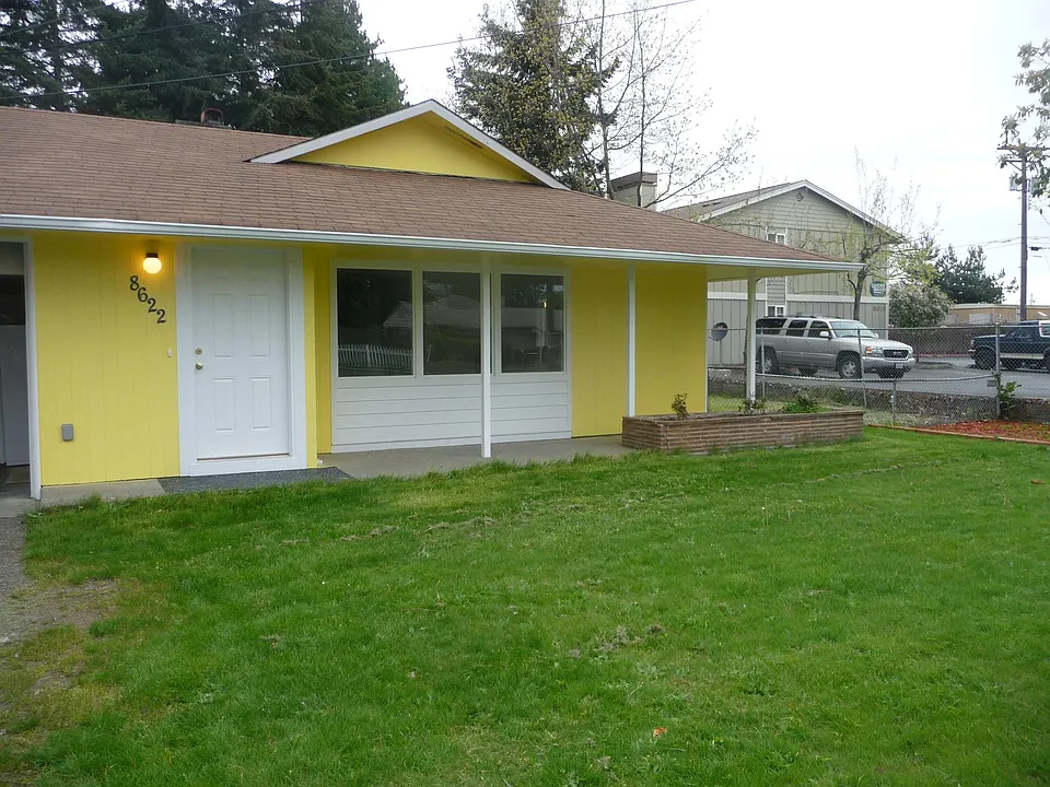 8622 Hipkins Rd SW