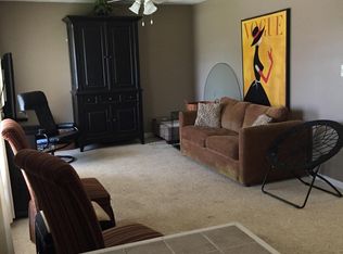 630 Park Dr, Mount Zion, IL