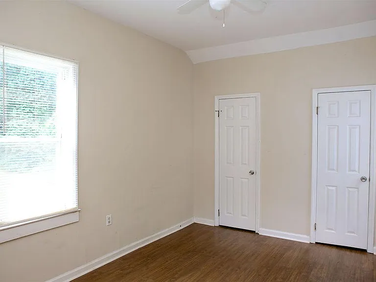 2214 Walker Ave — Photo 6