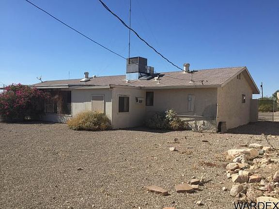 2nd image of 4000 Carlsbad Dr