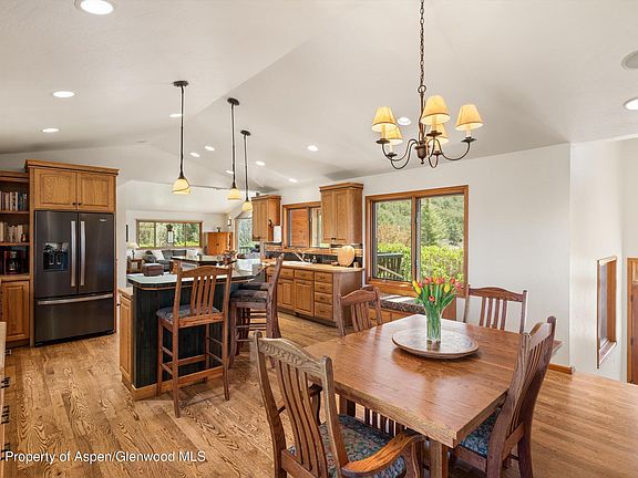 5th image of 2085-112 County Rd
