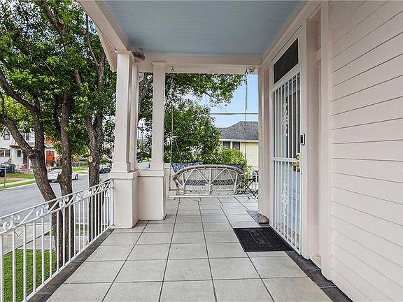 3rd image of 2400 Peniston St