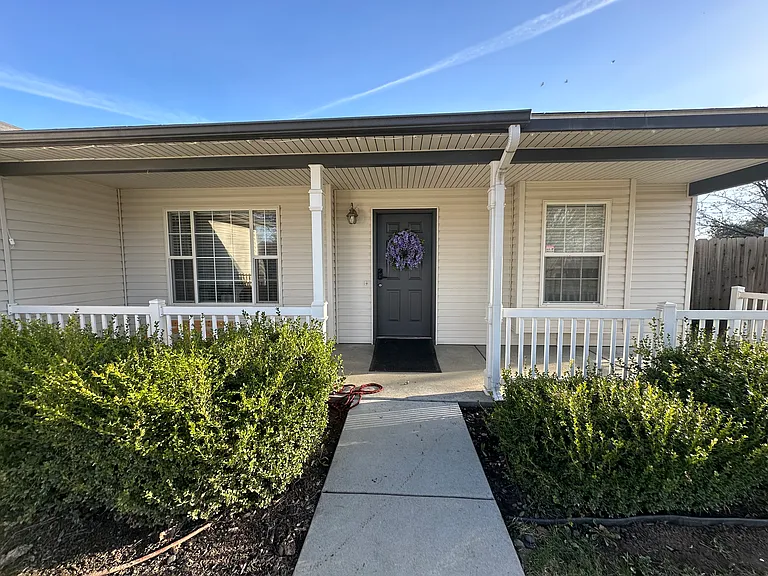 3003 W Pudu St — Photo 8