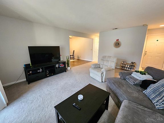 3rd image of 4557 Foley Rd APT 2