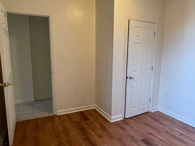 2516 N. Charles St. — Photo 6