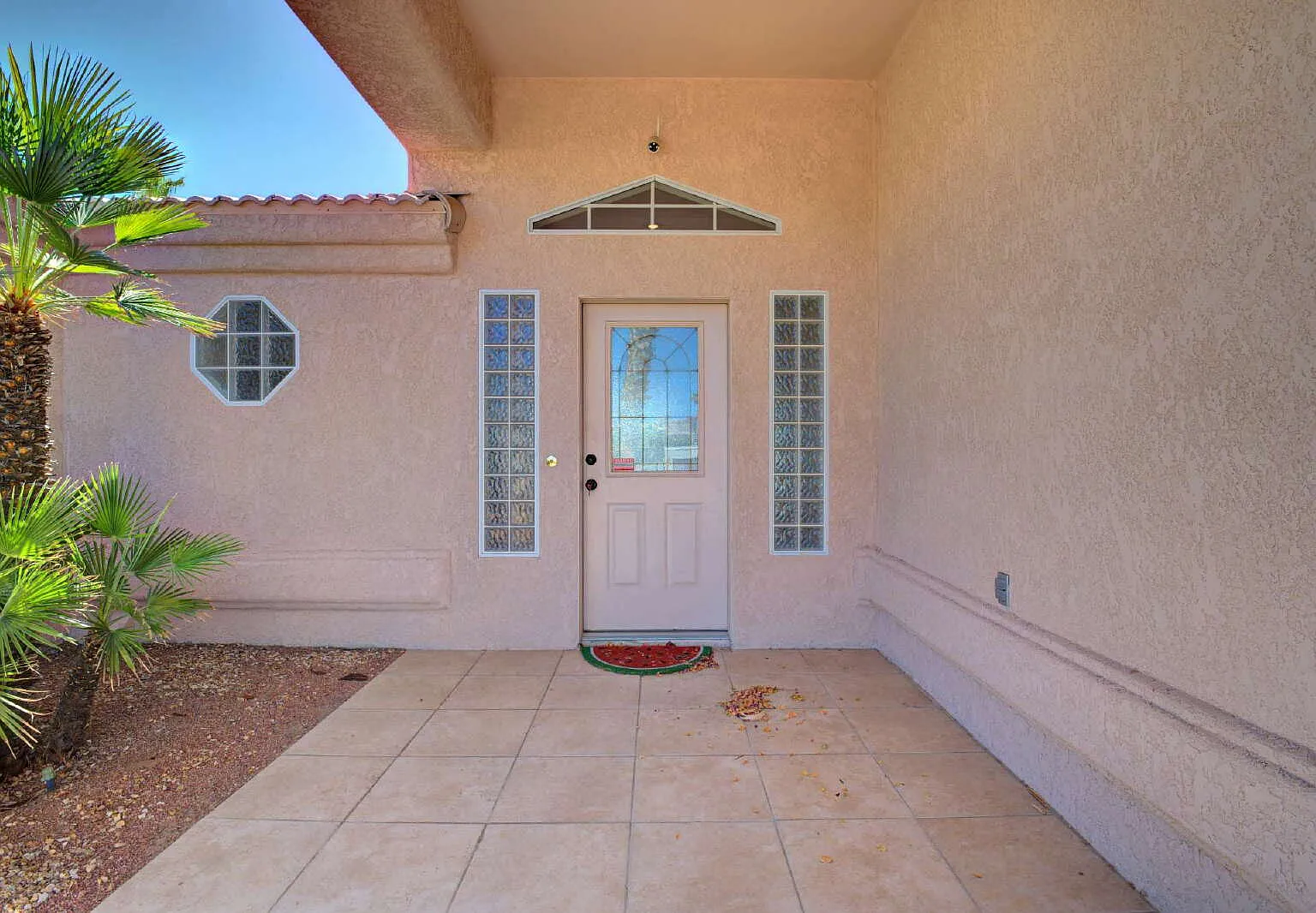 3 bed, 2.0 bath, 2154 sqft, $2,500 — Photo 3
