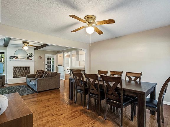 4th image of 3224 Teaberry Ln