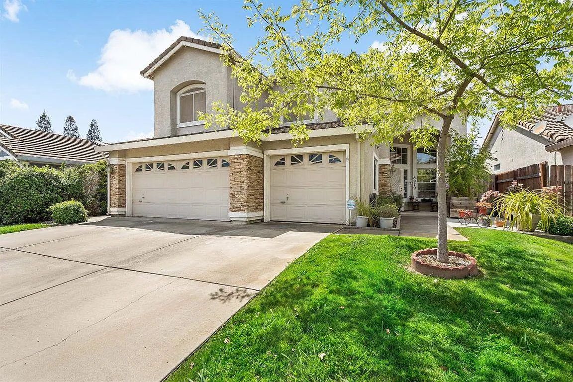 8979 Richborough Way photo 1