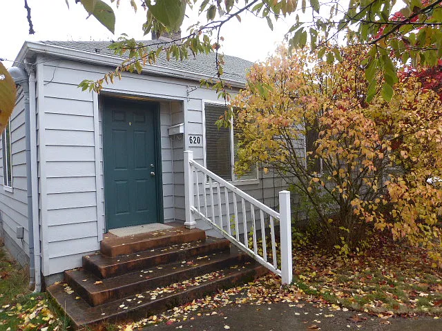 2 bed, 1.5 bath, 980 sqft, $2,200 — Photo 1