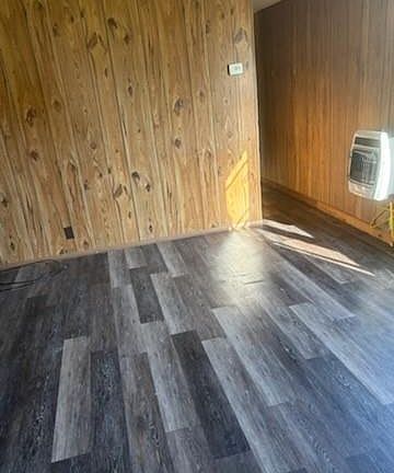 3rd image of 1306 County Road 239