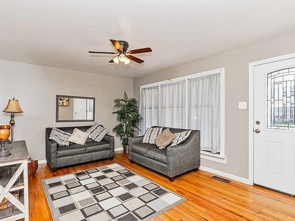 5th image of 2645 Cliffwood Trl