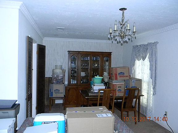 2nd image of 3327 Meadowcreek Dr