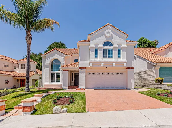 25533 Longfellow Pl, Valencia, CA 91381