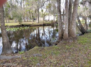 106 BREEZEWOOD Circle, San Mateo, FL 32187