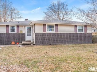 1712 Jerome Ave, Springfield, IL 62704