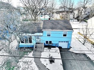 19 Paiken Dr, Spring Valley, NY 10977