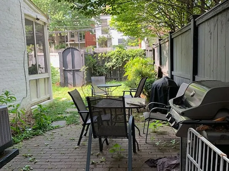 1831 Wyoming Ave NW — Photo 16
