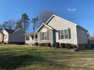 1802 Gatewood Ave, Greensboro, NC 27405