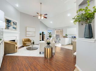 10933 Braemoor Dr, Fort Worth, TX 76115