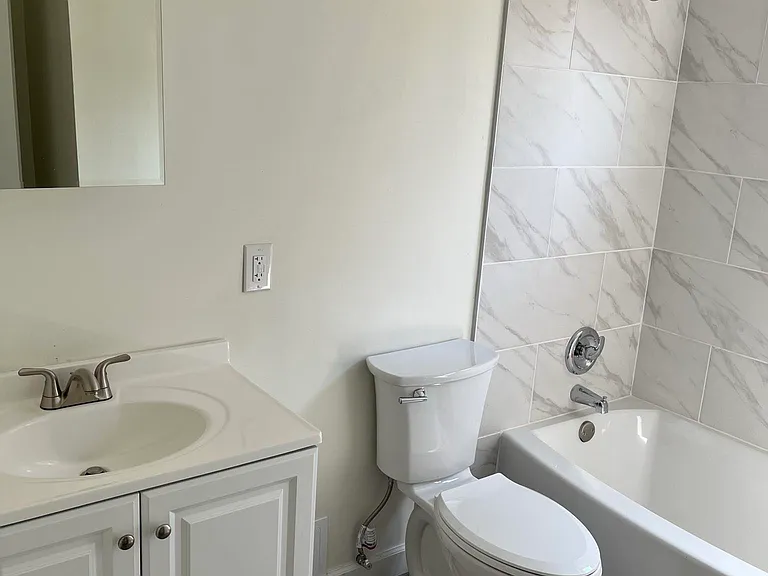316 E William St #4 — Photo 8