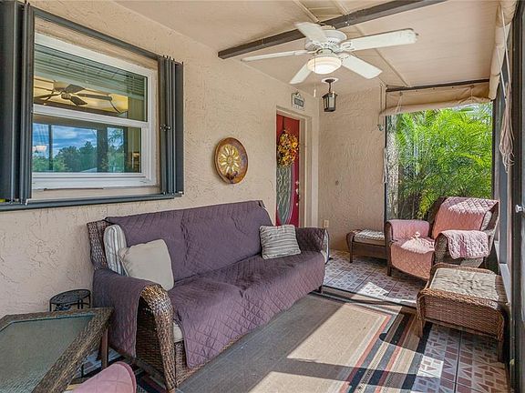 4th image of 6141 Hopewell Dr