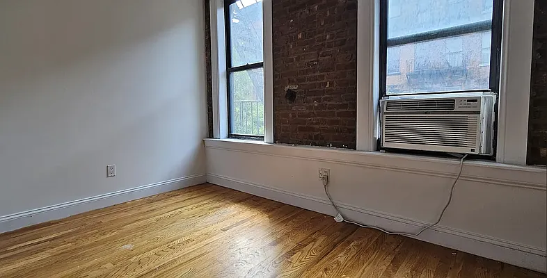 Rented by Third Half Inc | media 4