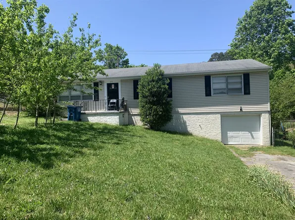 375 Greens Lake Cir, Rossville, GA 30741