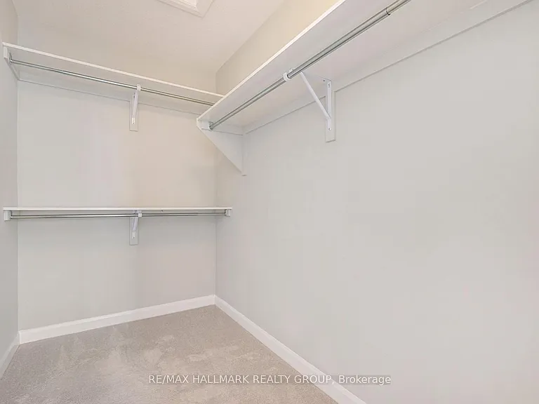 48 Teelin Cir — Photo 12
